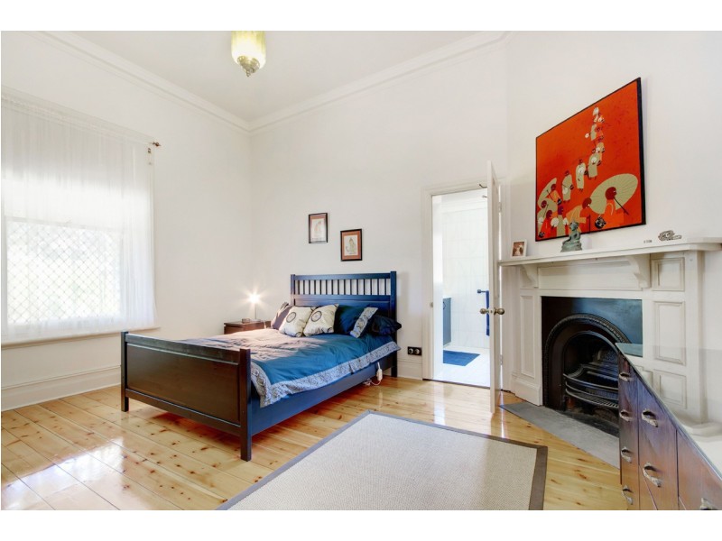 92 Moseley Street, Glenelg South SA 5045
