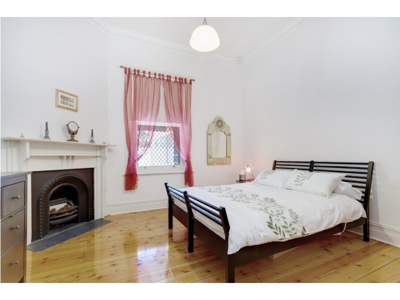 92 Moseley Street, Glenelg South SA 5045