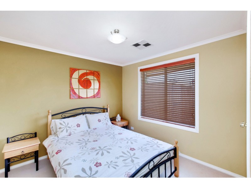 24 Barracoota Crescent, Aldinga Beach SA 5173