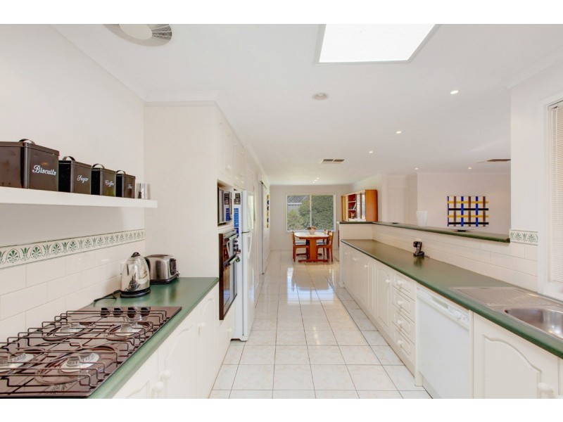 46 Equestrian Drive, Woodcroft SA 5162