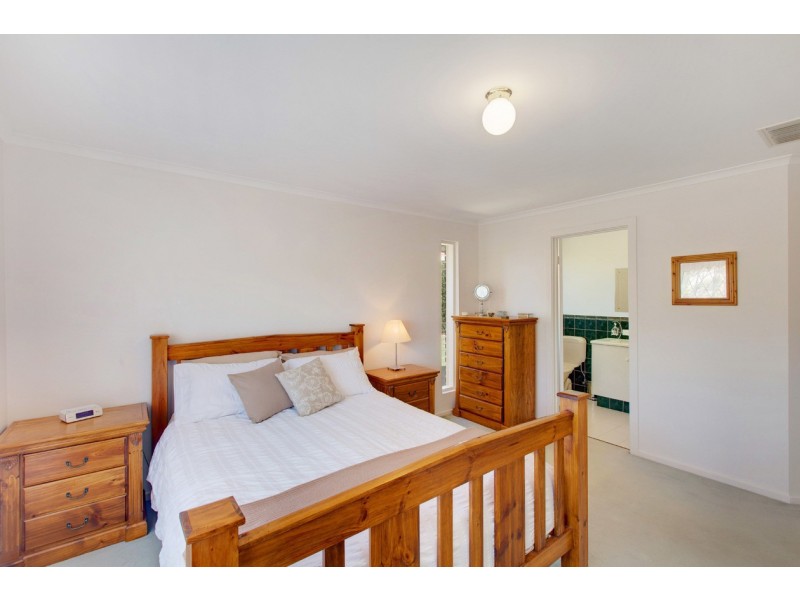 46 Equestrian Drive, Woodcroft SA 5162