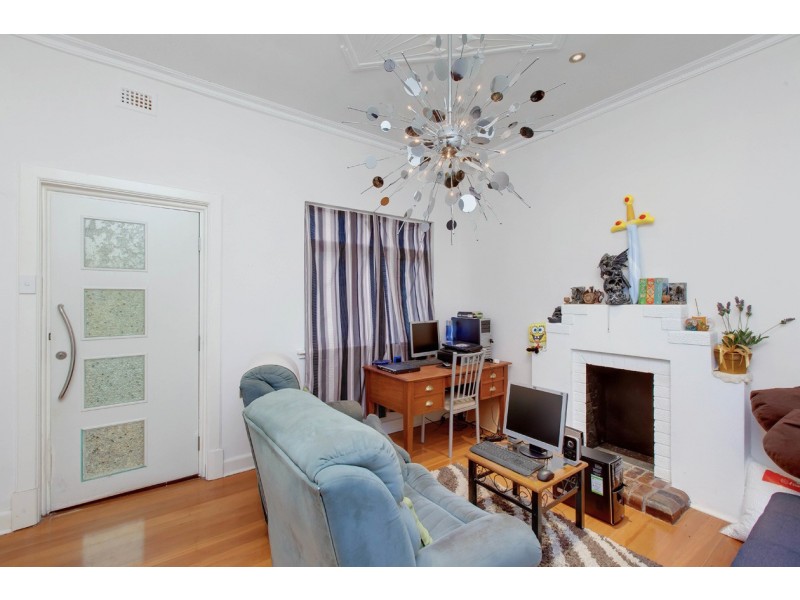 2 Gillespie Street, Glengowrie SA 5044