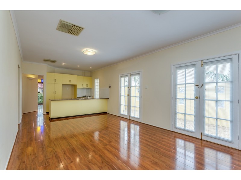 1 Lauriana Court, North Haven SA 5018