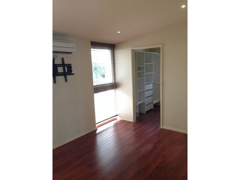 5 Holmes Court, Flagstaff Hill SA 5159