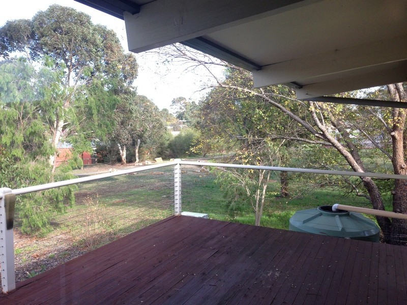 5 Holmes Court, Flagstaff Hill SA 5159