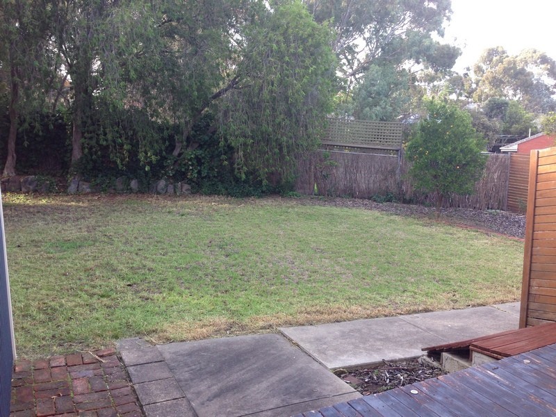 5 Holmes Court, Flagstaff Hill SA 5159