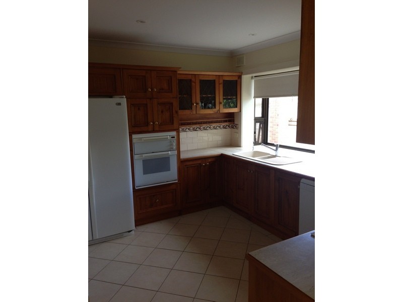 17 Ridgefield Avenue, Seaview Downs SA 5049