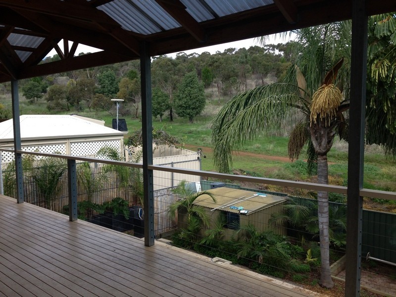 17 Ridgefield Avenue, Seaview Downs SA 5049