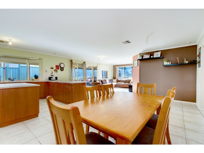 7 Magazine Drive, Walkley Heights SA 5098