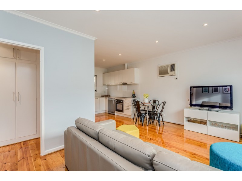 8/32-34 Old Tapleys Hills Road, Glenelg North SA 5045