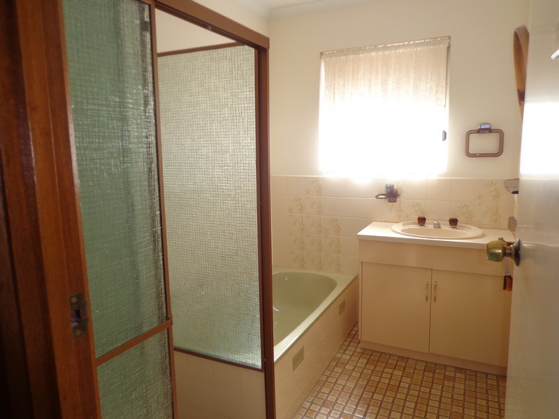 2/15 Cherry Avenue, North Haven SA 5018