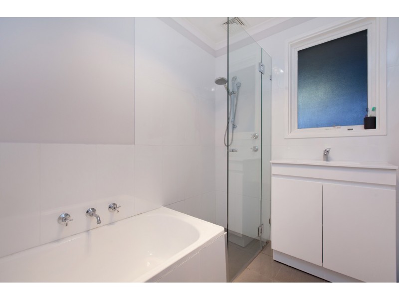 3 Resolute Crescent, Hallett Cove SA 5158