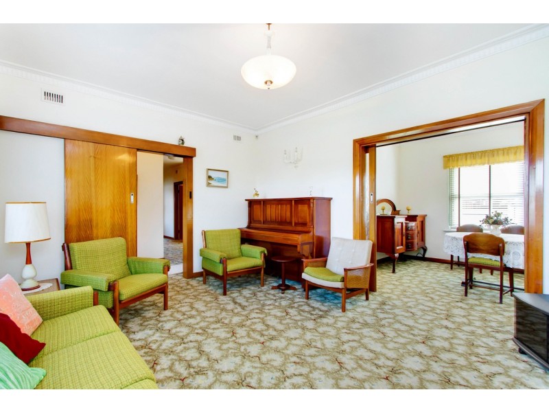 8 Oxford Street, Somerton Park SA 5044