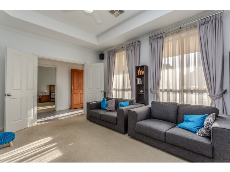 24 Grivell Road, Marden SA 5070
