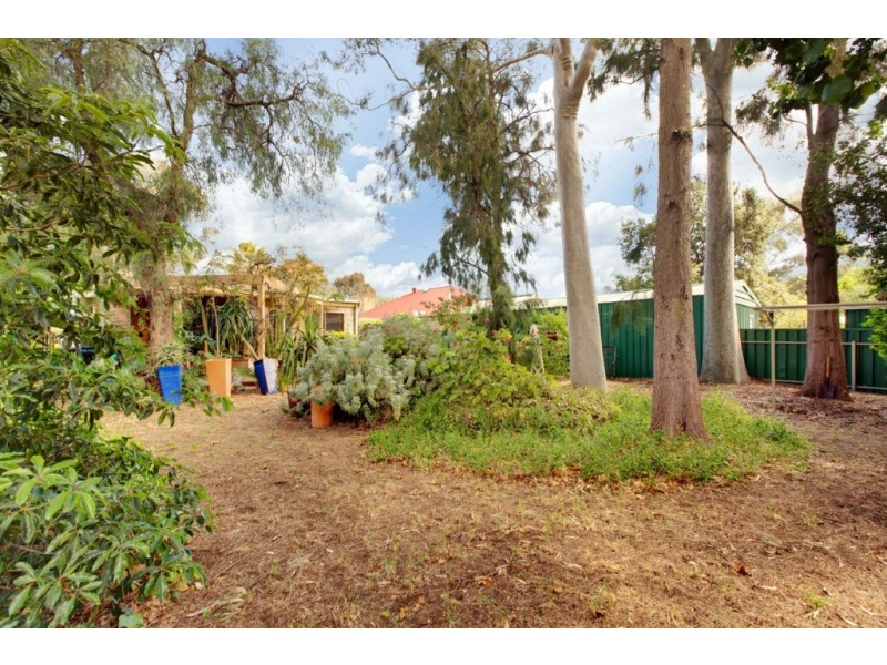 15 Leith Avenue, Clarence Gardens SA 5039