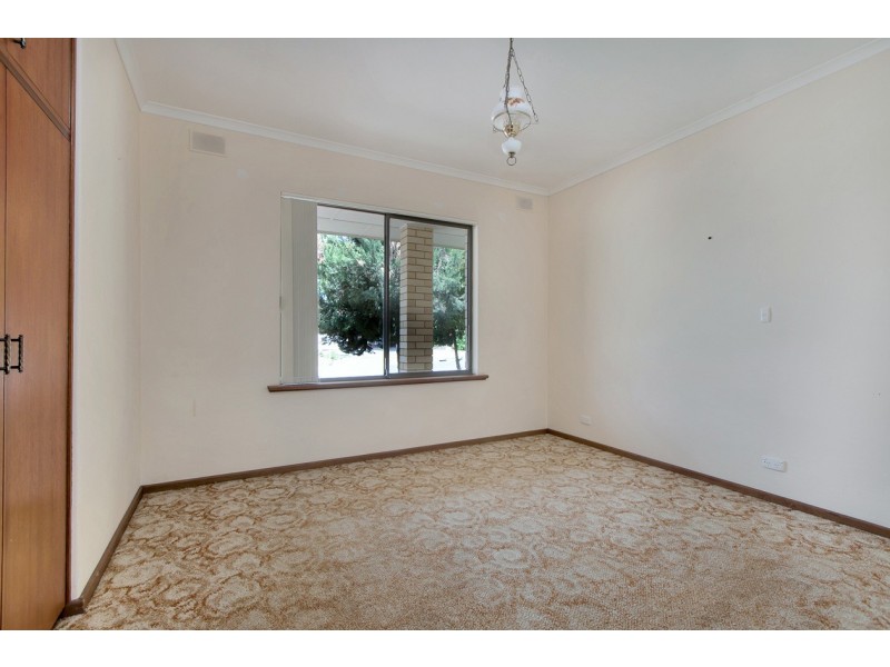 6 Windermere Ave, West Lakes SA 5021