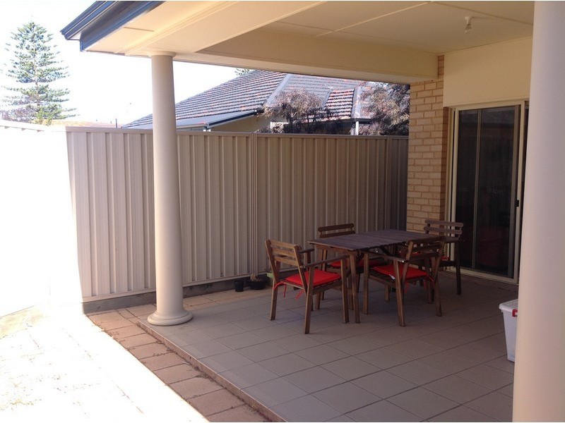 4 Carnarvon Street, Glenelg North SA 5045