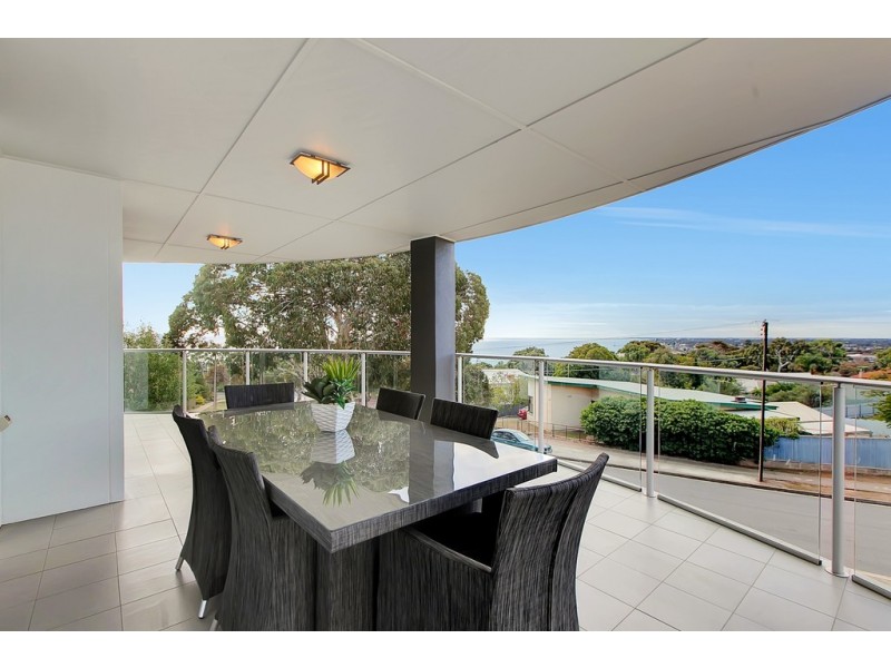 5 Bakewell Crescent, Marino SA 5049
