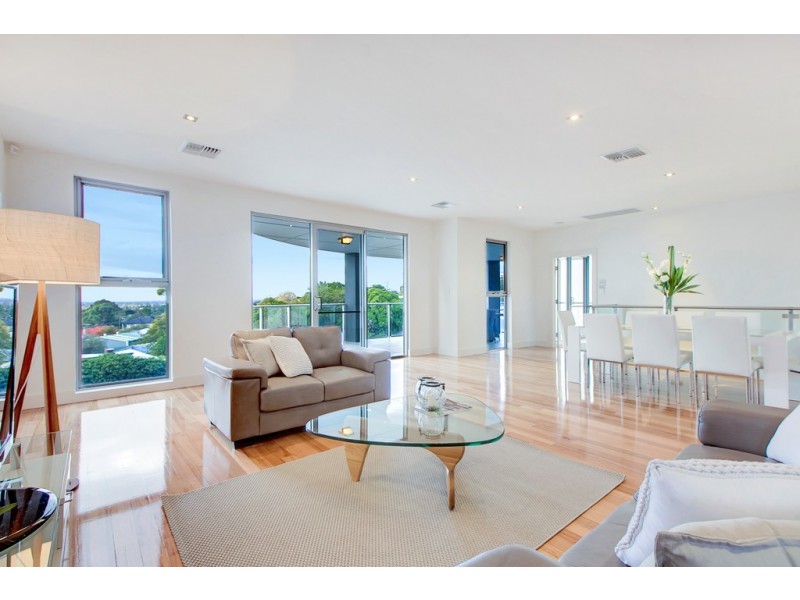 5 Bakewell Crescent, Marino SA 5049