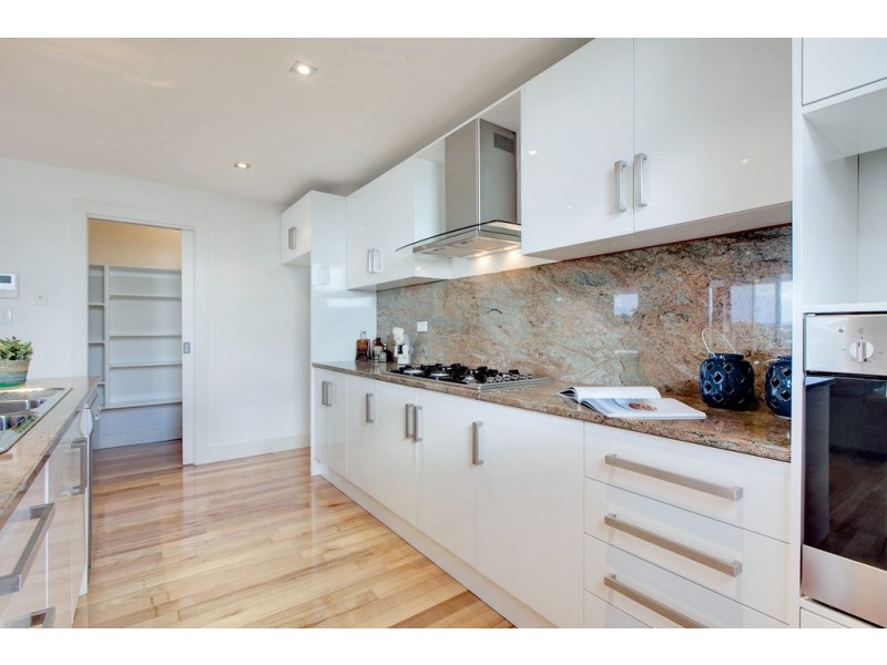 5 Bakewell Crescent, Marino SA 5049