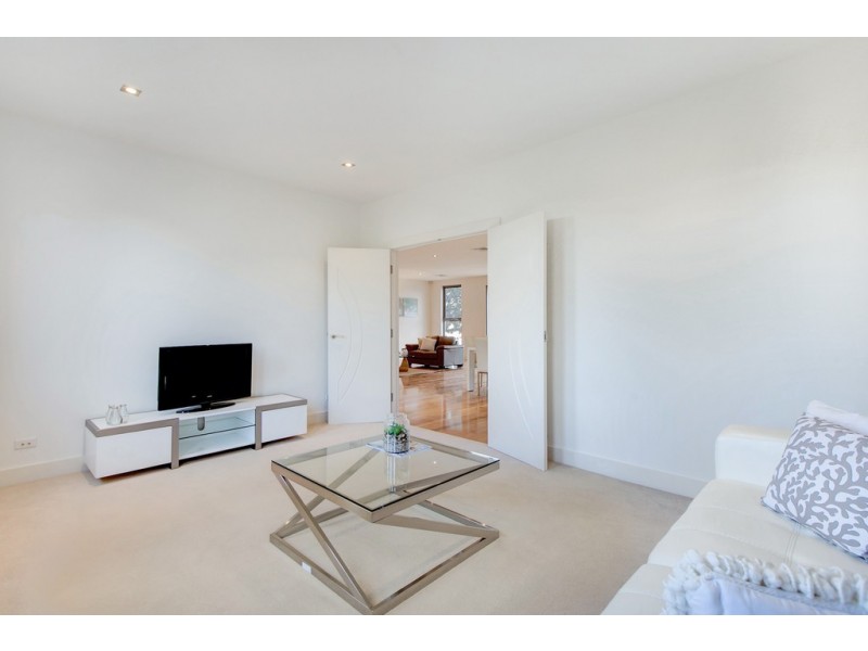5 Bakewell Crescent, Marino SA 5049