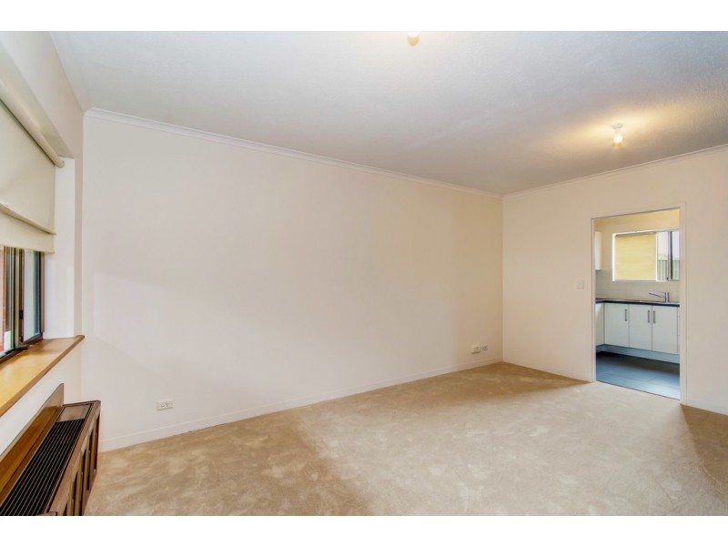 9/16 Finniss Street, Marion SA 5043