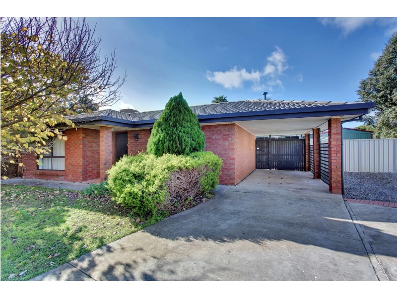 13 Windermere Court, Woodcroft SA 5162