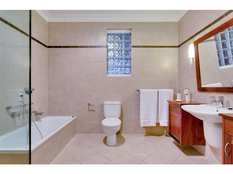 32 Allen Terrace, Glenelg East SA 5045