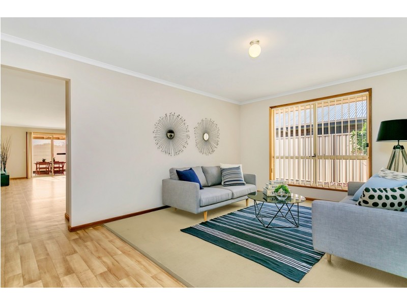 17 Urchin Crescent, Aldinga Beach SA 5173