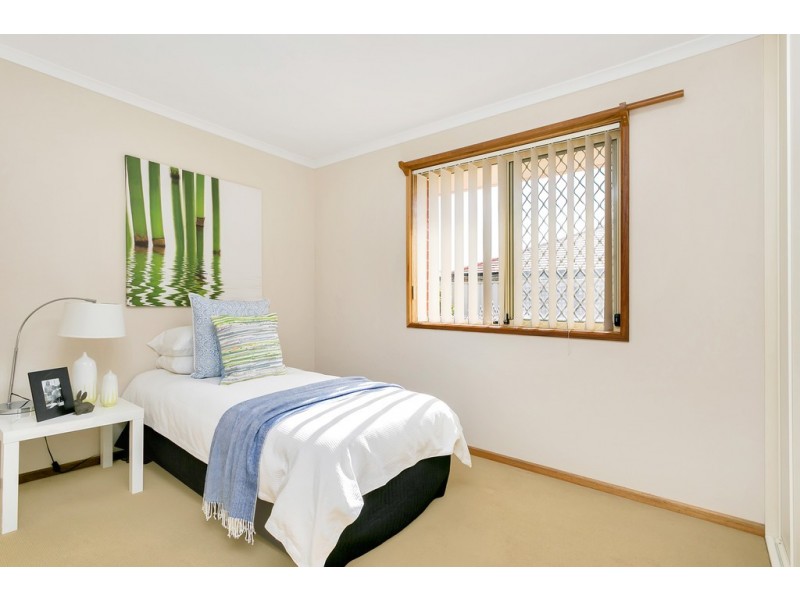 17 Urchin Crescent, Aldinga Beach SA 5173