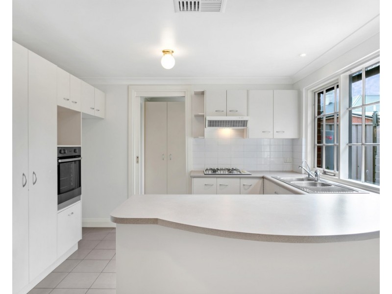 7/12 Old Tapleys Hill Road, Glenelg SA 5045