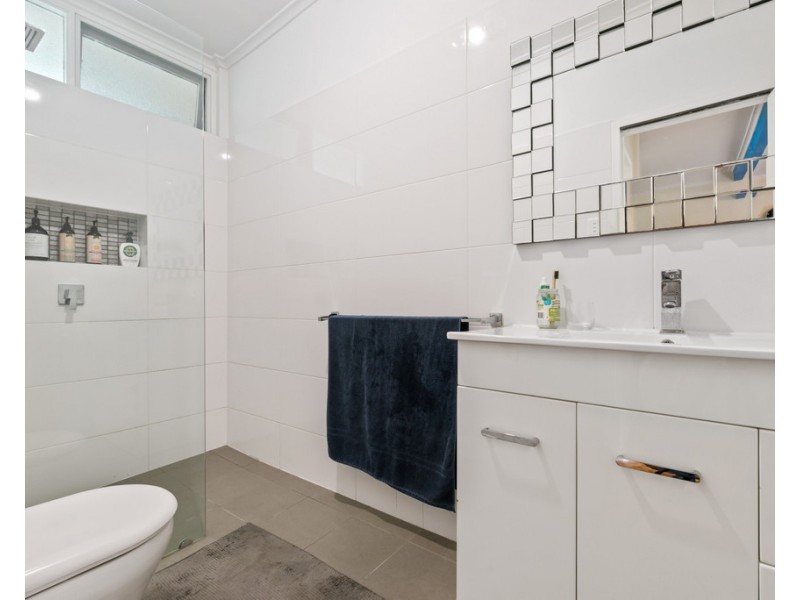 2/1 Regent Street, Glenelg North SA 5045