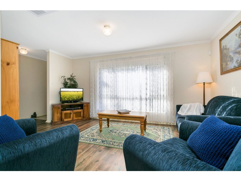 5 Moncur Street, Woodcroft SA 5162