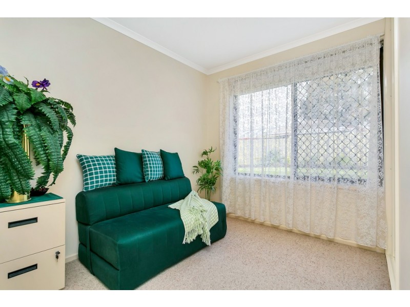 5 Moncur Street, Woodcroft SA 5162