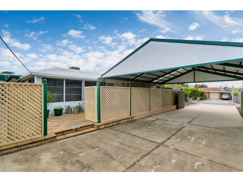 5 Moncur Street, Woodcroft SA 5162