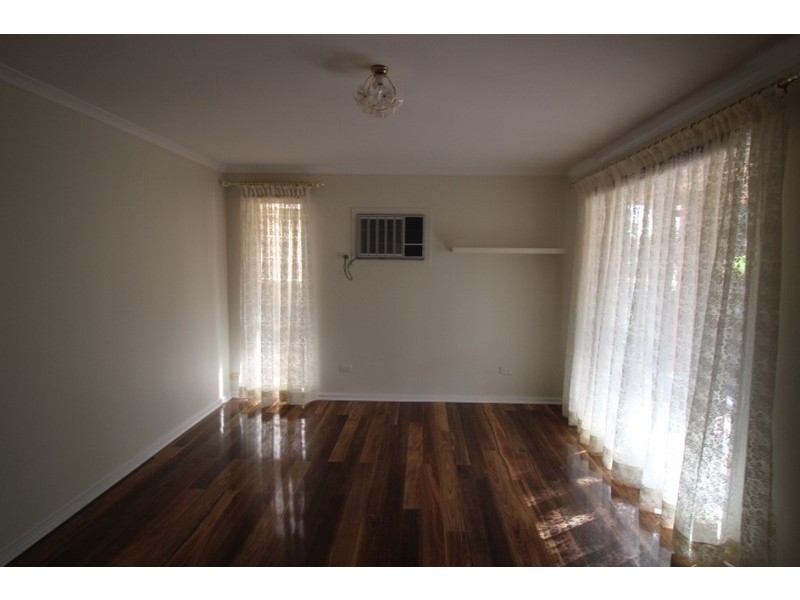 15 Cooder Crescent, Morphett Vale SA 5162