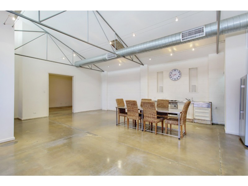 8 Hocking Place, Adelaide SA 5000