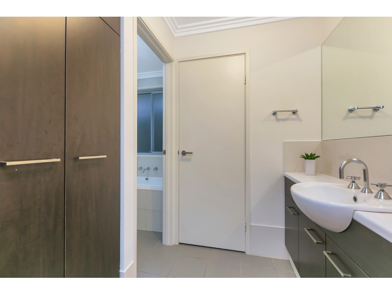 40a Black Road, Flagstaff Hill SA 5159