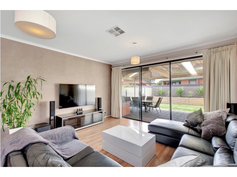 11 Inkster Avenue, Taperoo SA 5017