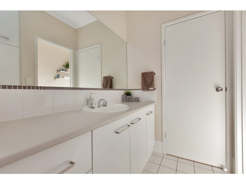 11 Inkster Avenue, Taperoo SA 5017