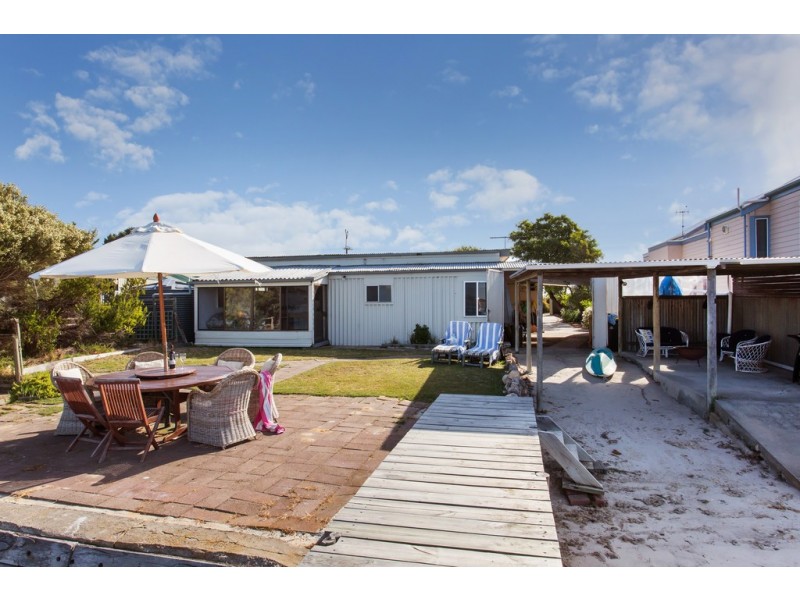60 Mundoo Channel Drive, Hindmarsh Island SA 5214