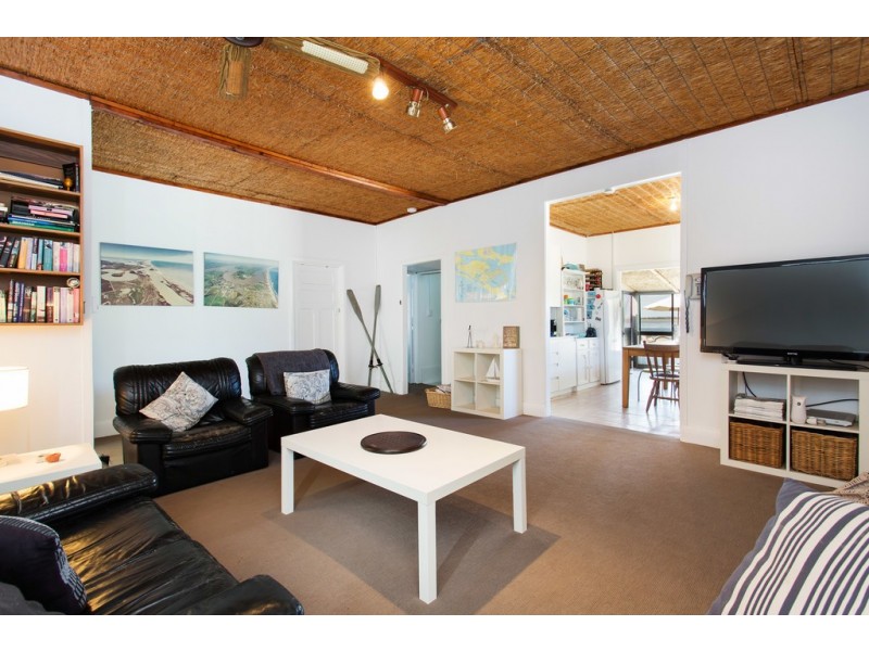 60 Mundoo Channel Drive, Hindmarsh Island SA 5214