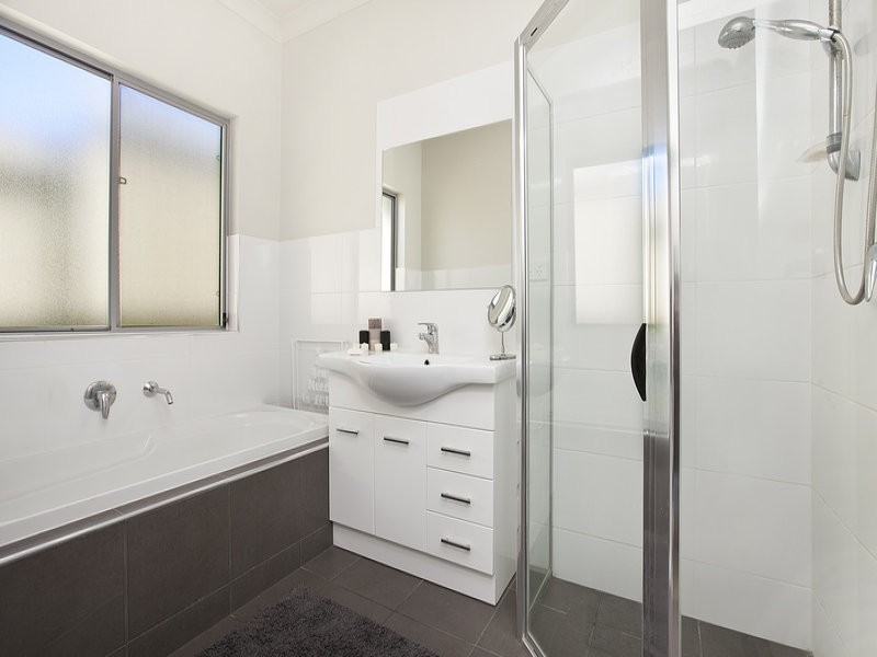 20 Alton Avenue, Gilles Plains SA 5086