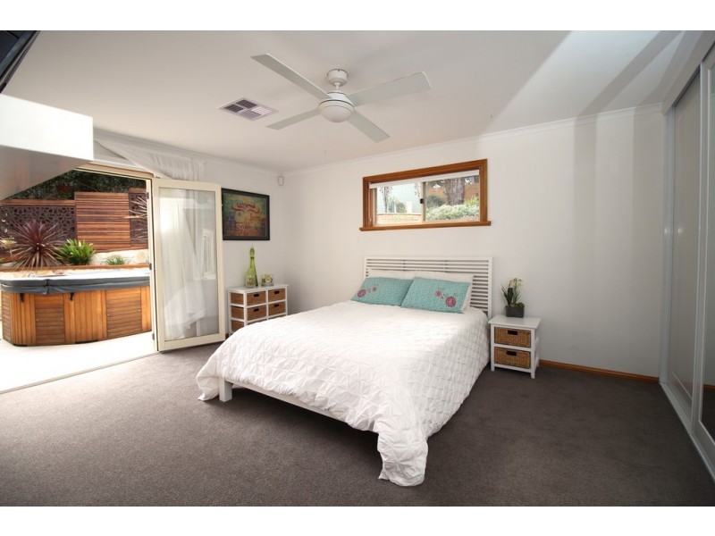 35 Caroline Avenue, Belair SA 5052