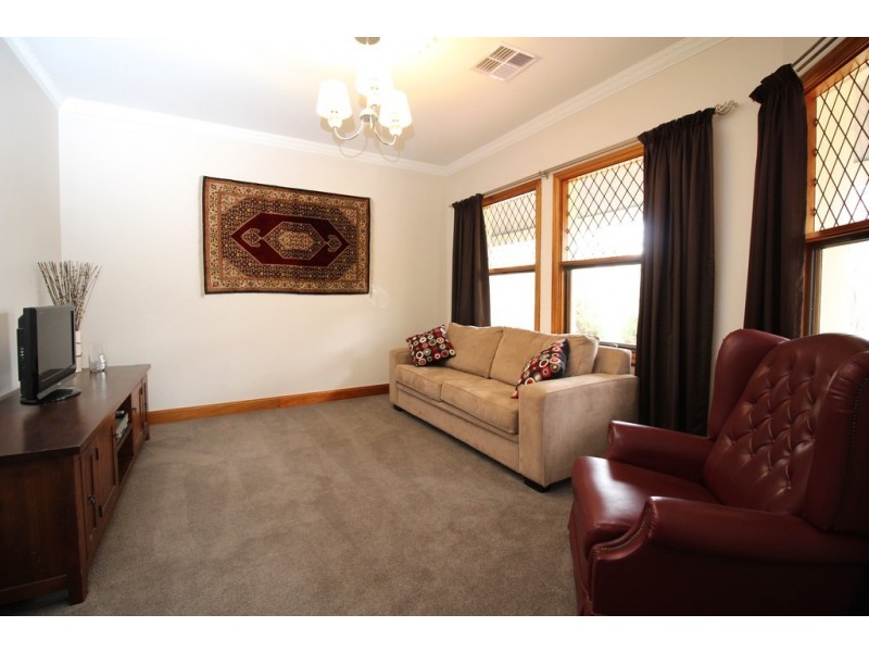 35 Caroline Avenue, Belair SA 5052