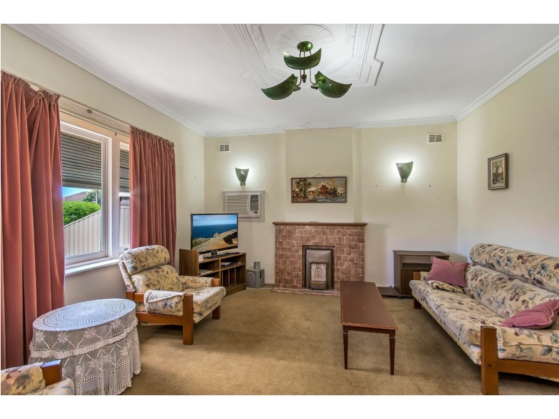 225 Tapleys Hill Road, Seaton SA 5023