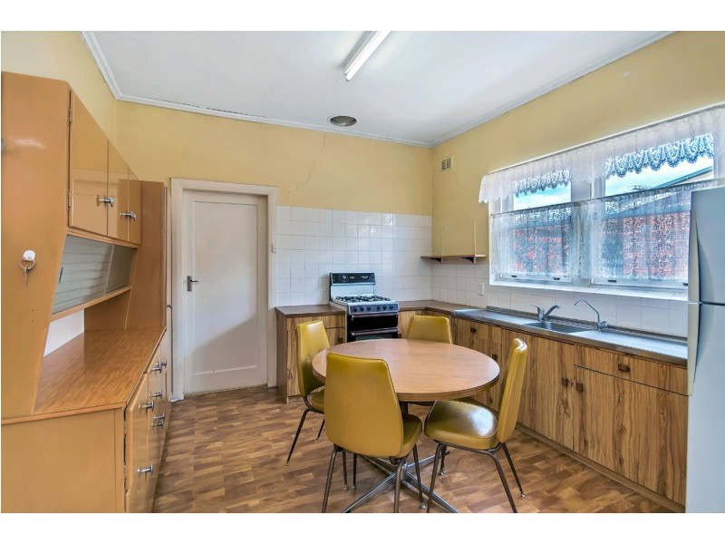 225 Tapleys Hill Road, Seaton SA 5023