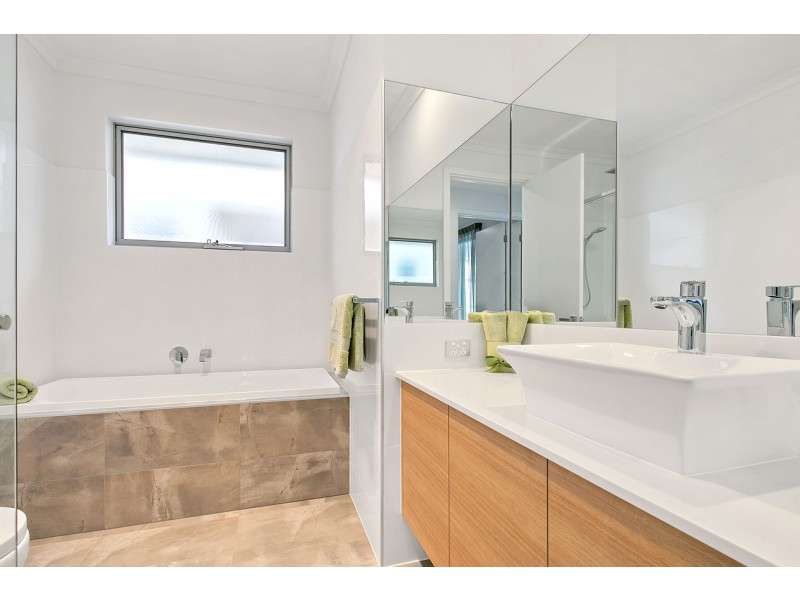 14A Clayton Drive, Grange SA 5022