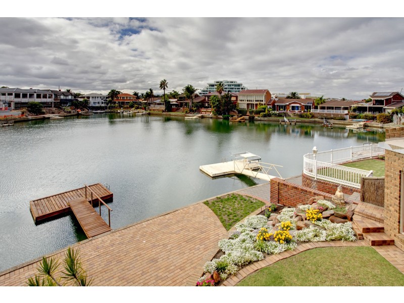42 Martin Court, West Lakes SA 5021