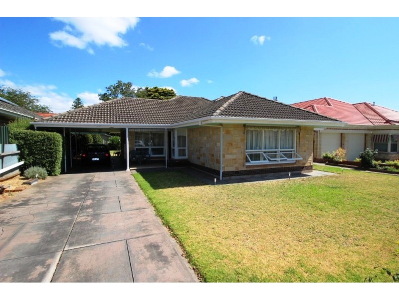 40 Caufield Avenue, Cumberland Park SA 5041